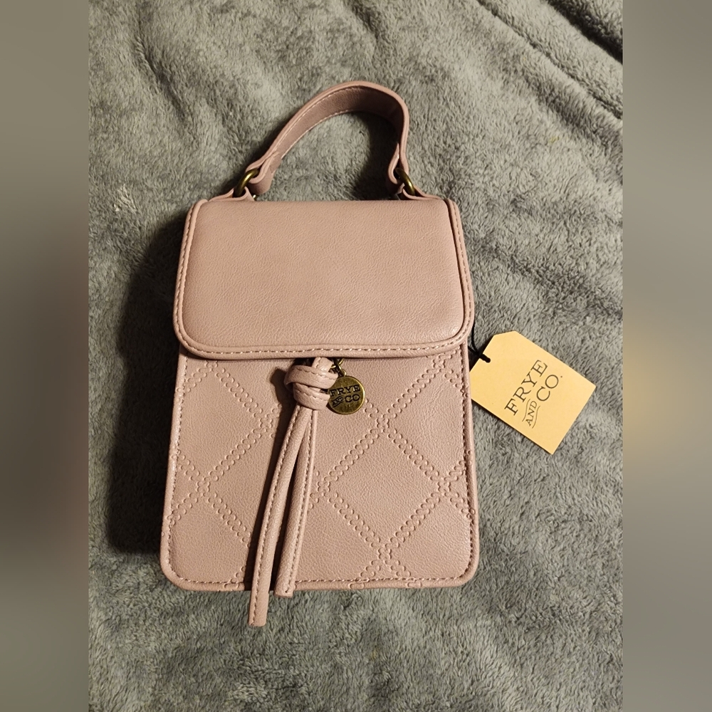 NWT FRYE & CO Pink Quilted Crossbody Bag - Picture 2 of 8